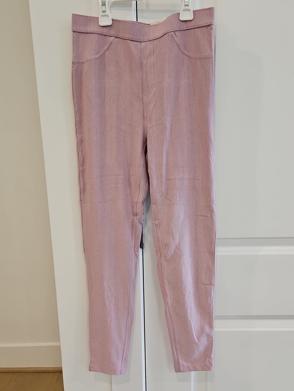 HUE Dusty Pink Slim Jeggings